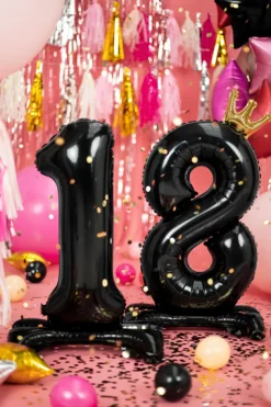 18 År Stående Tallballong Svart