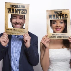 Bryllup Wanted Skilt Husband & Wife