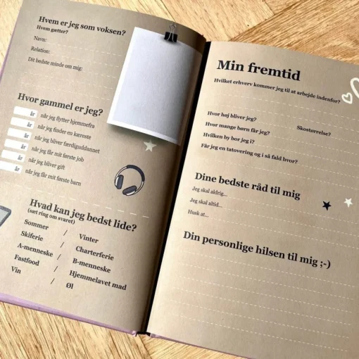 Dansk En Hilsen Til Konfirmanden Støvete Lilla