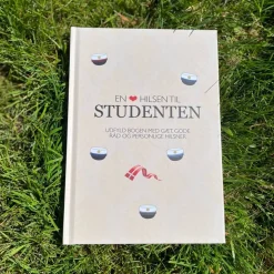 Dansk En Hjertelig Hilsen Til Studenten Gjestebok