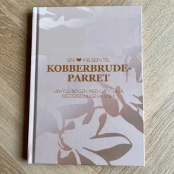 Dansk En Hjertelig Hilsen Til Kobberbrudeparret Gjestebok