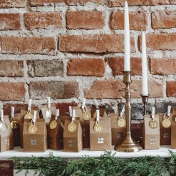 Hus Adventsklaender Kraftfarge DIY