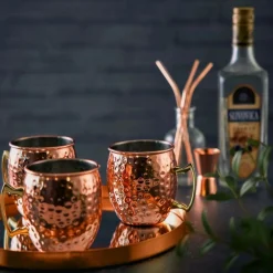Moscow Mule Krus og Sugerør
