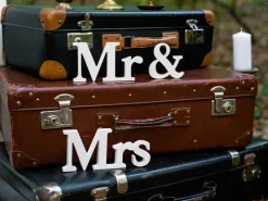 Mr & Mrs Skilt Tre Hvit