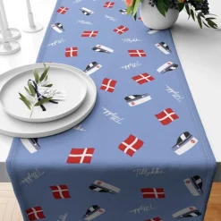Student Bordløper Lyseblå Dansk