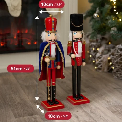 Tre Nøtteknekker Figurer